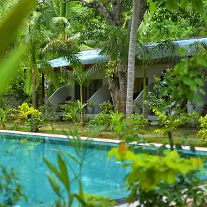 https://la-dolce-vita.kandyhotelsnow.com